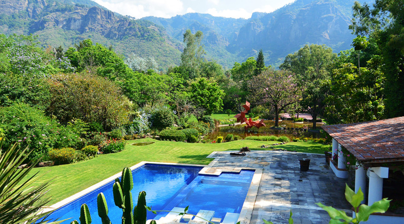 Bienes_raices_de_lujo_en_el_bosque_con_alberca_casa_de_campo_Tepoztlan_Morelos_Mexico_Residencia_campestre_35