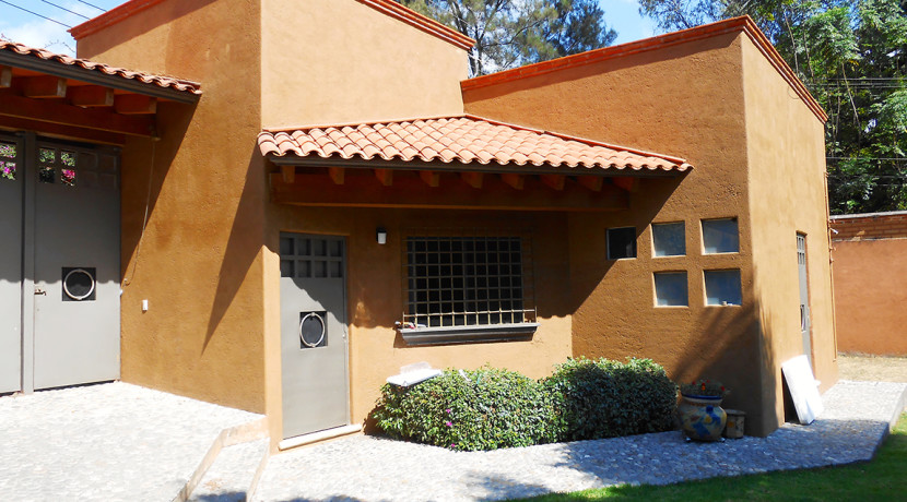 Casa_en_venta_Tepoztlan_Morelos_Bienes_raices_Alberca_jardin_vista_hermosa_al_monte_residencia_de_lujo_1