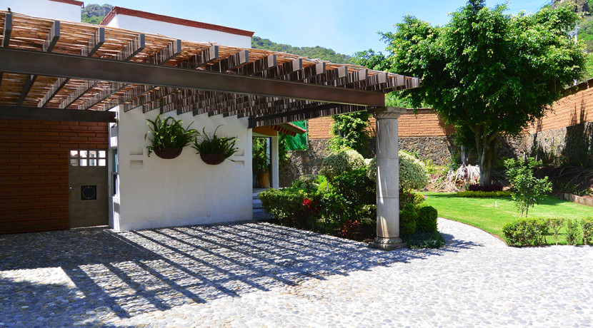 Casa_en_venta_Tepoztlan_Morelos_Bienes_raices_Alberca_jardin_vista_hermosa_al_monte_residencia_de_lujo_36