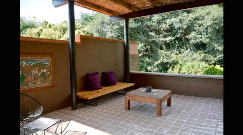 amplia_casa_en_venta_valle_de_atongo_con_grandes_ventanales_real_estate_tepoztlán_afuera