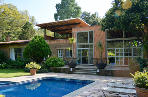 hermosa_casa_con_varias_recamaras_en_tepoztlan_real_estate