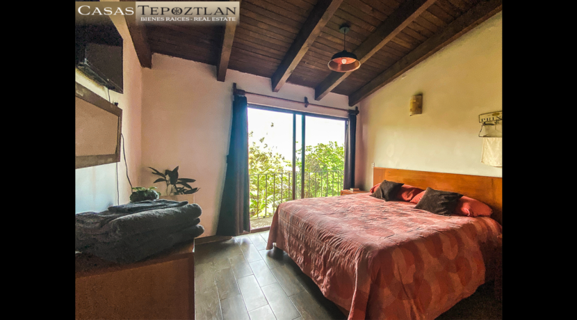 Casa_en_venta_tepoztlan_vista_espectacular_calentador_solar_bungalow_jardin_varios_baños_y_habitaciones_naranja