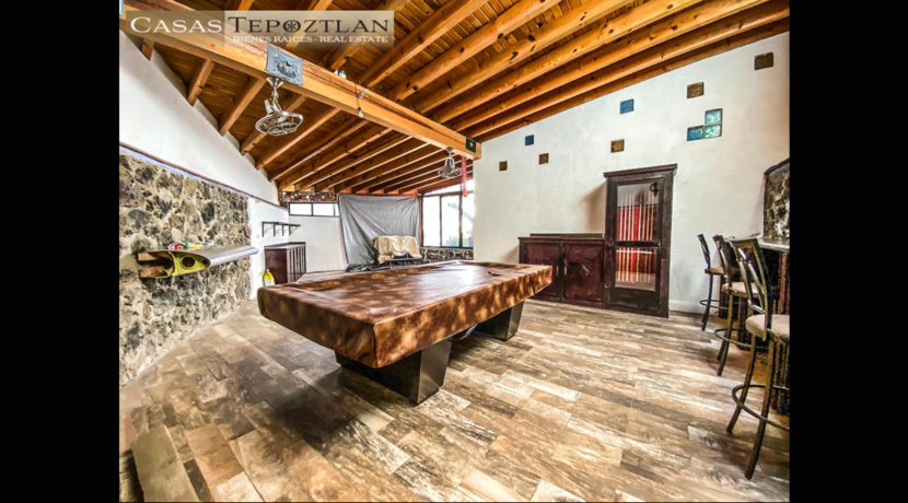 casa_ideal_para_familias_grandes_en_tepoztlan_gran_jardin_alberca_terraza_asador_captacion_pluvial_billar