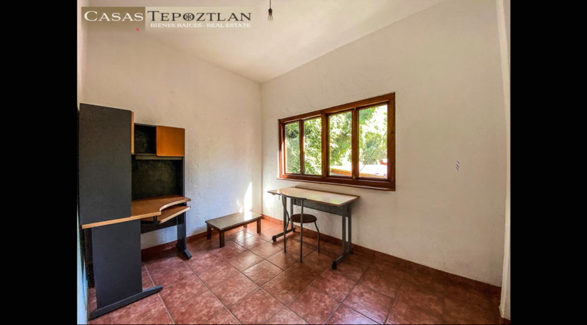 casa_ideal_para_familias_grandes_en_tepoztlan_gran_jardin_alberca_terraza_asador_captacion_pluvial_escritorio