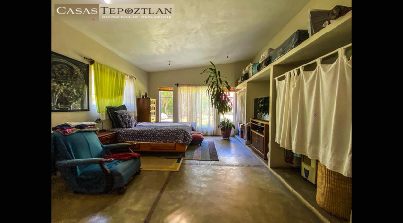 casa_ideal_para_familias_grandes_en_tepoztlan_gran_jardin_alberca_terraza_asador_captacion_pluvial_recamara