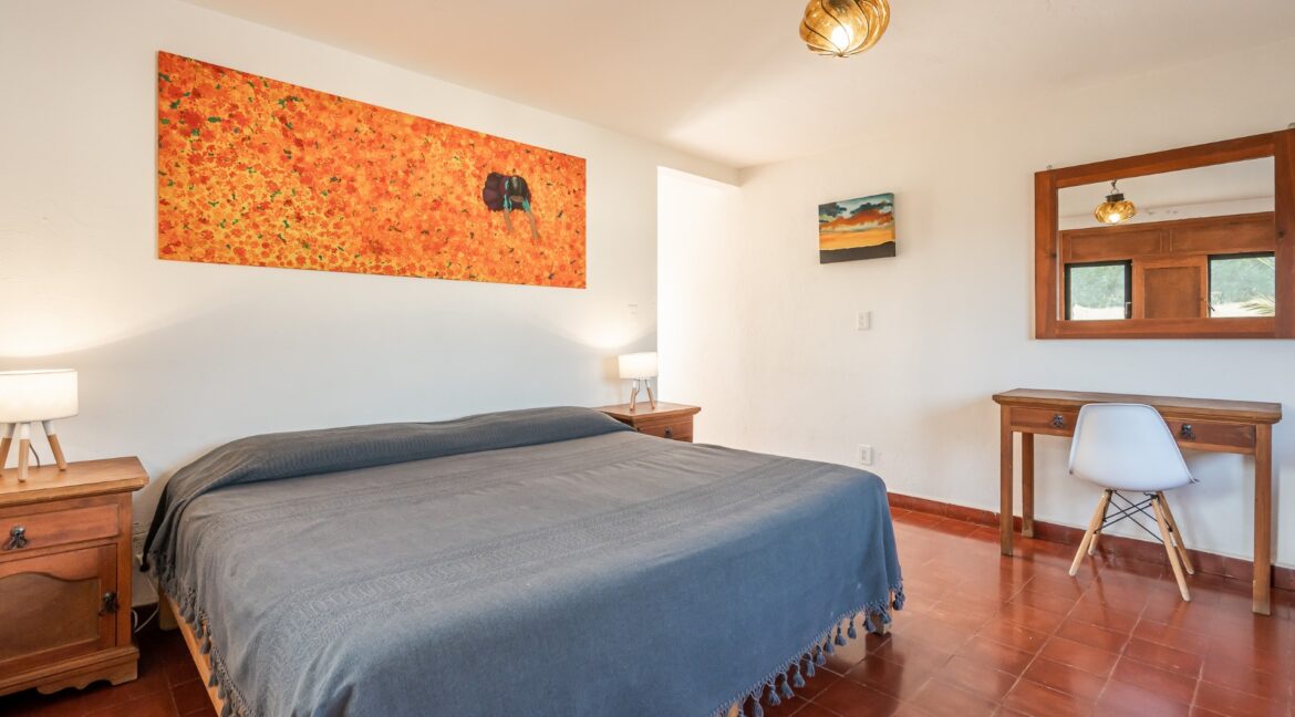 Casa_en_venta_en_San_Miguel_tepoztlan_varias_recámaras_varios_baños_cerca_de_cuernavaca_multifamiliar_cama