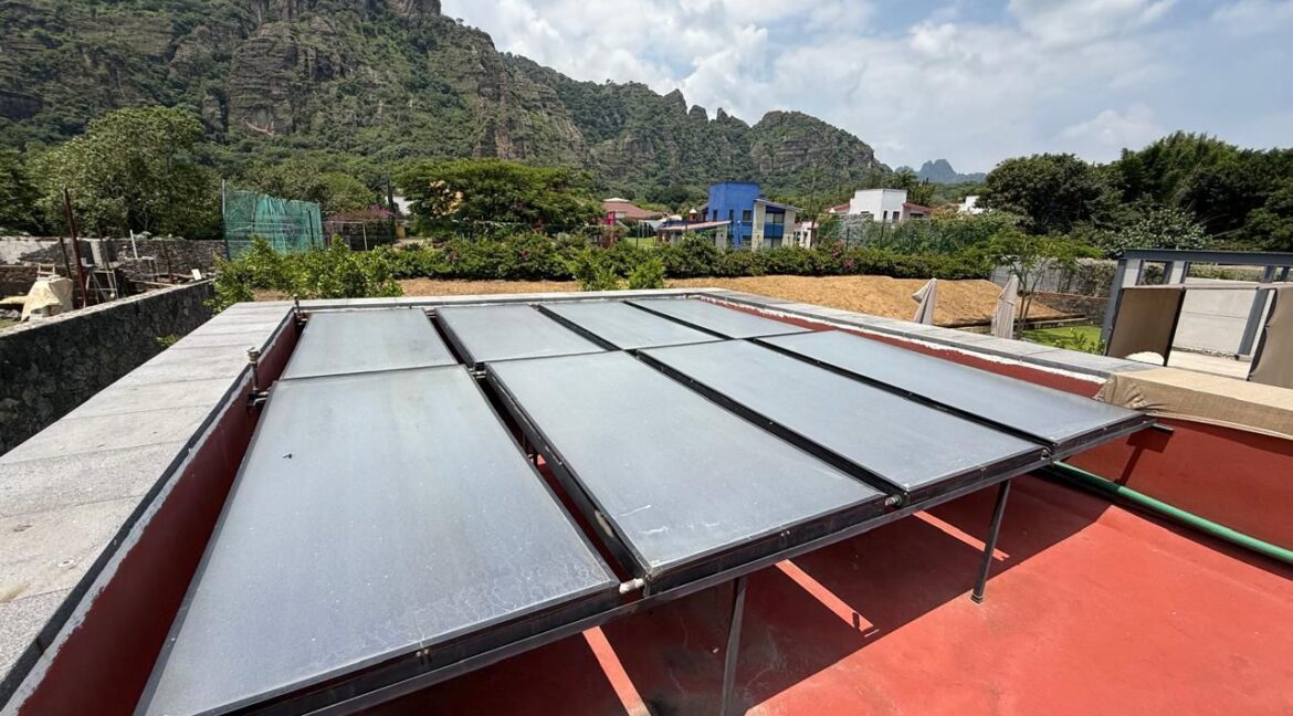 Villa_serena_casa-en-tepoztlan-venta-vitas- panoramicas-monte-privado_bodega_paneles_solares_varios_banos-Cuatro_recamaras_1