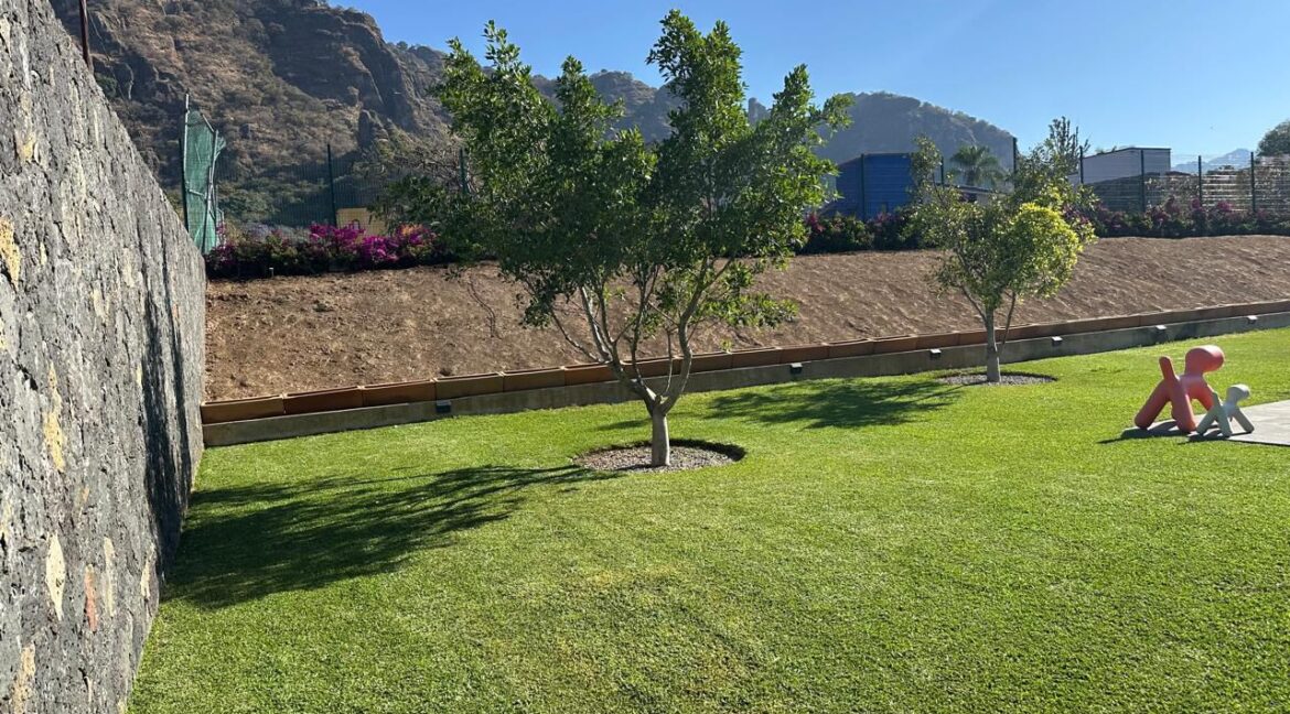 Villa_serena_casa-en-tepoztlan-venta-vitas- panoramicas-monte-privado_bodega_paneles_solares_varios_banos-Cuatro_recamaras_5