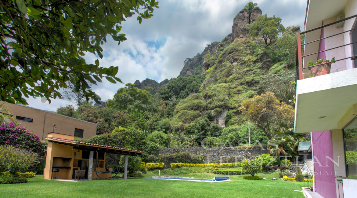 valle-de-atongo-tepoztlan-en-venta-propiedad-bienes-raices-tepoz-alberca-con-calefaccion-jardines-centro-terrazas-aire-acondicionado-tranquilidad-lujo-naturaleza-3