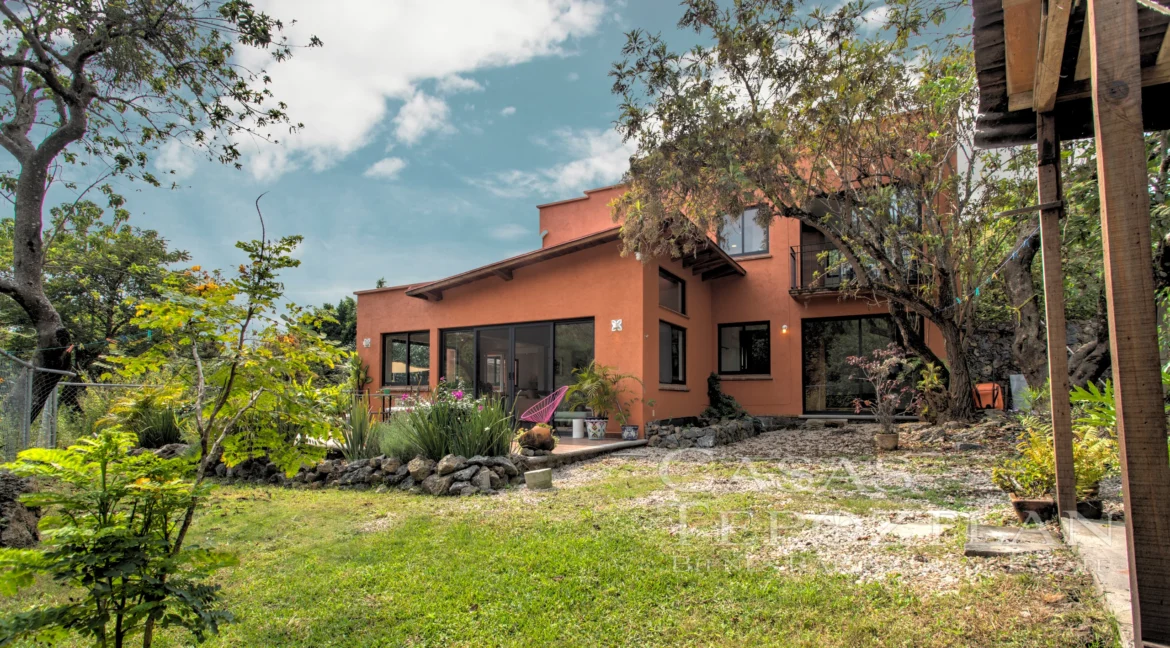 Casa_comena-tepoztlan-en-venta-paisajes-terrazas-jardines-1