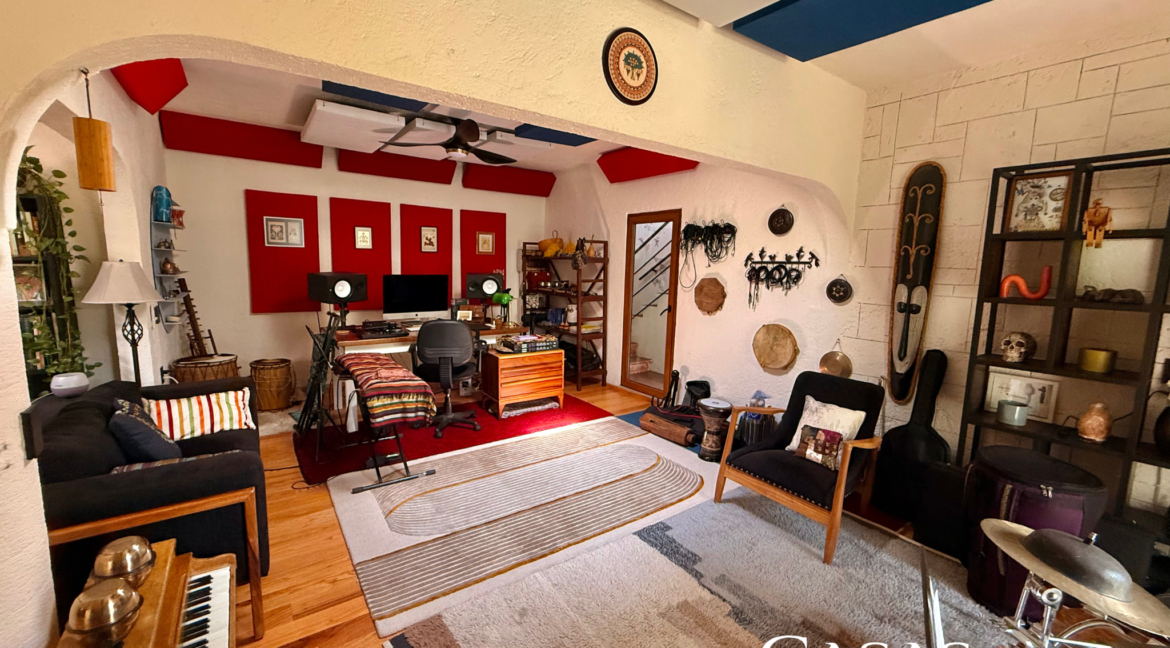 casa_en_venta_tepoztlan_casa_de_la_musica_alberca_jardin_santiago_tepetlapa_terrazas_bienes_raices_tepoztlan_alfombra