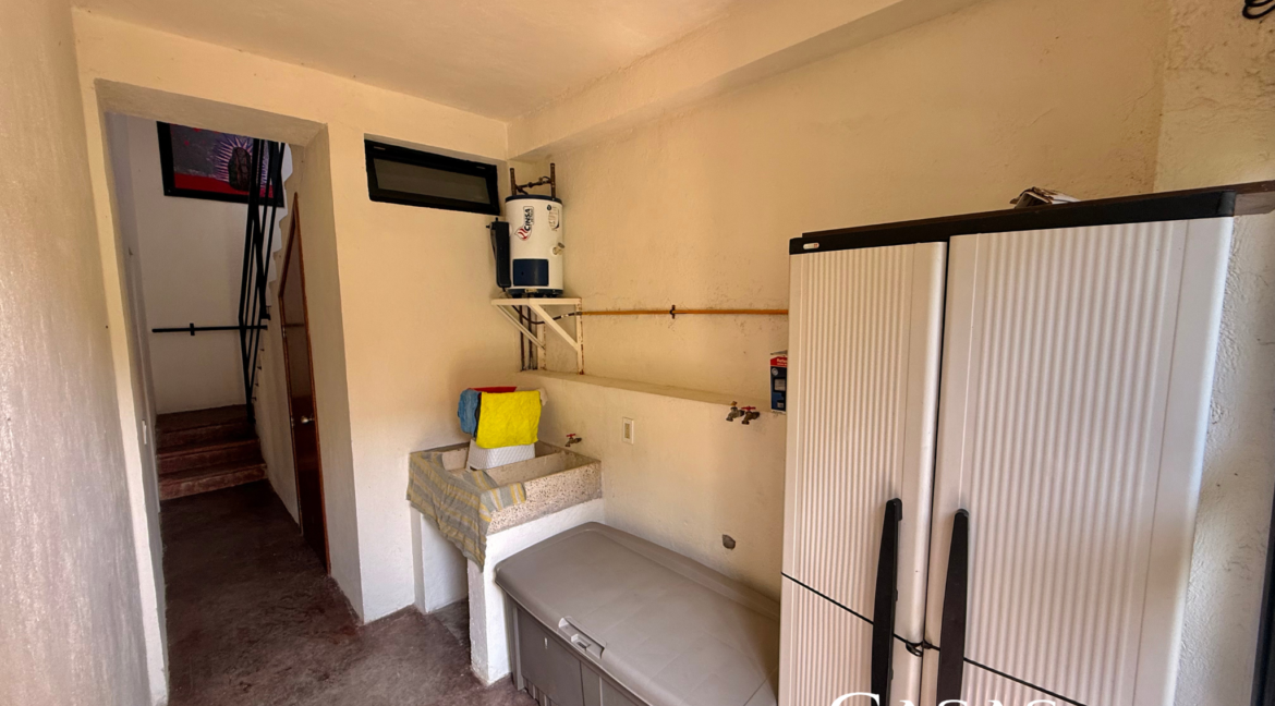 casa_en_venta_tepoztlan_casa_de_la_musica_alberca_jardin_santiago_tepetlapa_terrazas_bienes_raices_tepoztlan_tanque
